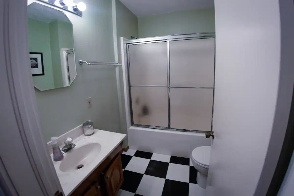 Photo of Bathroom in Mann