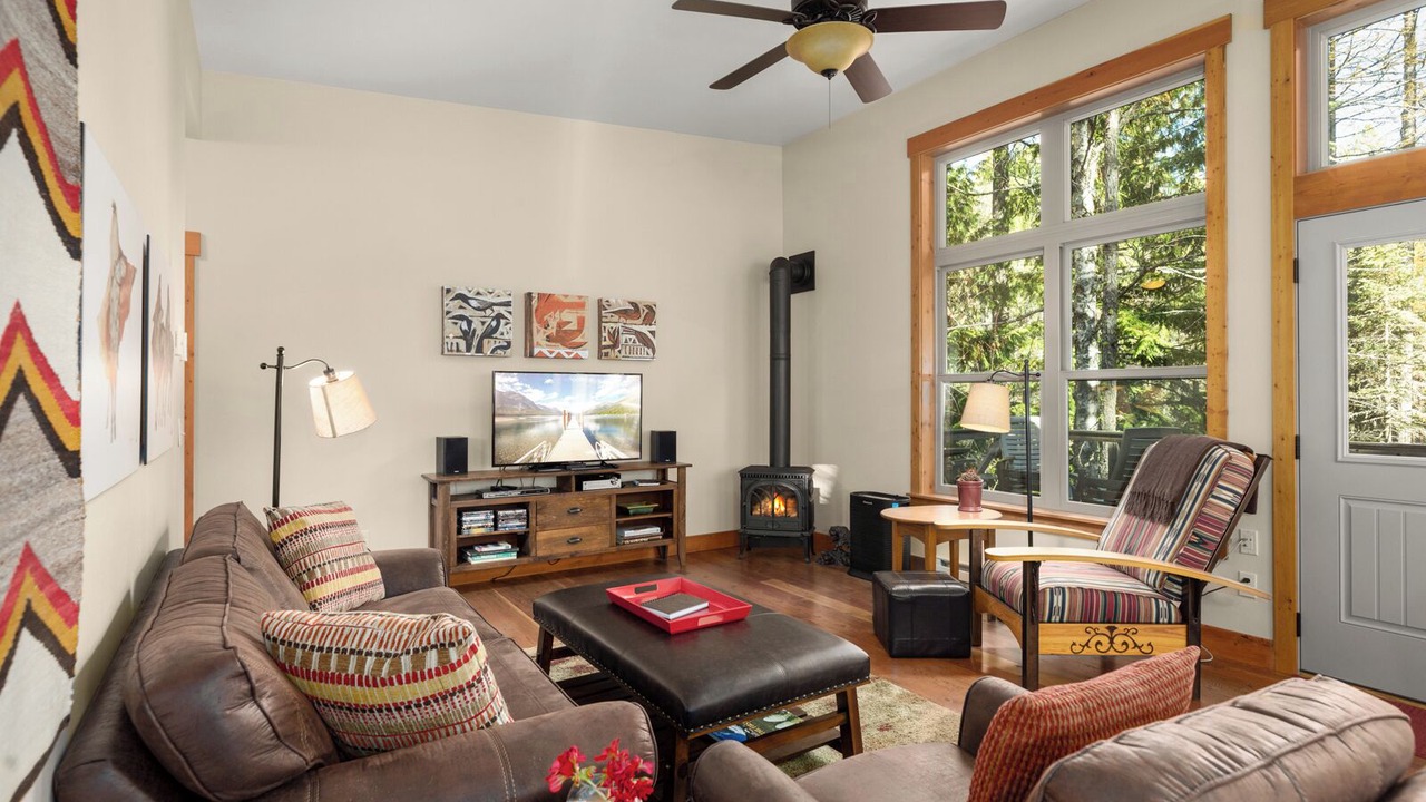 Photo of Bedroom in Columbia Falls