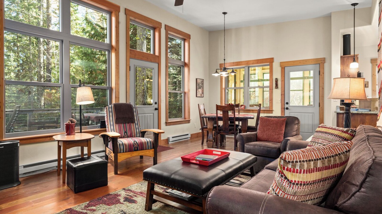 Photo of Livingroom in Columbia Falls