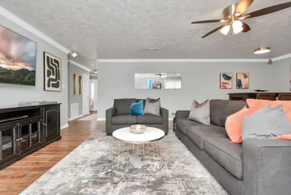 Photo of Bedroom in Friendswood