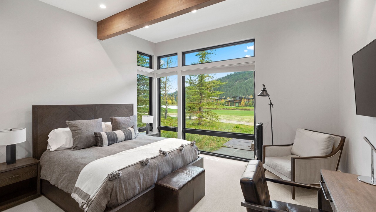 Photo of Bedroom in Hoback Junction