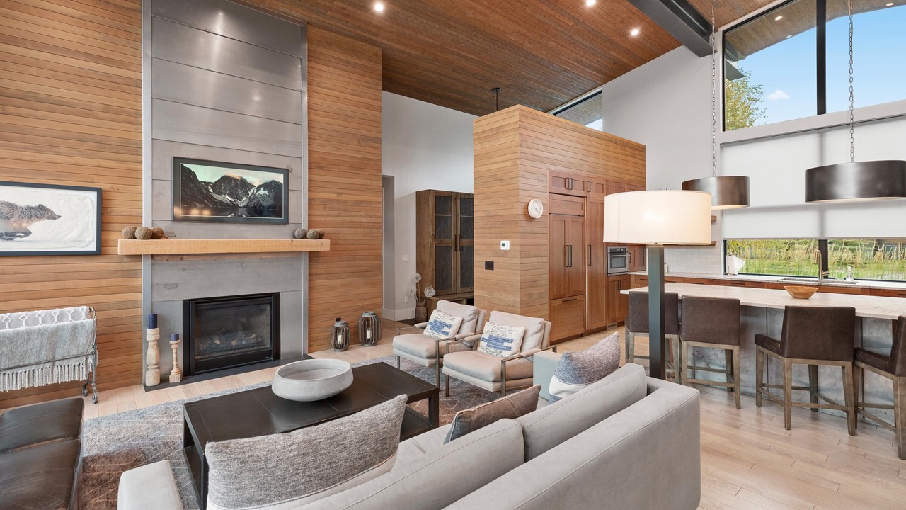 Photo of Livingroom in Hoback Junction