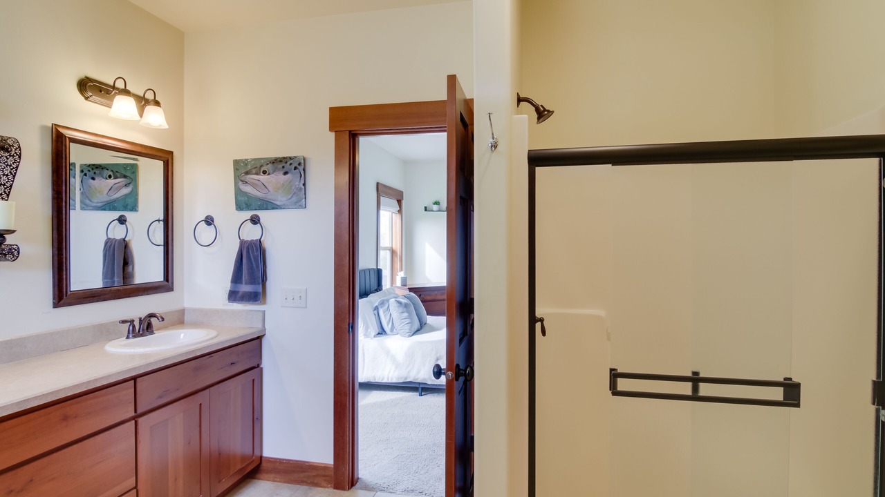 Photo of Bathroom in Four Corners