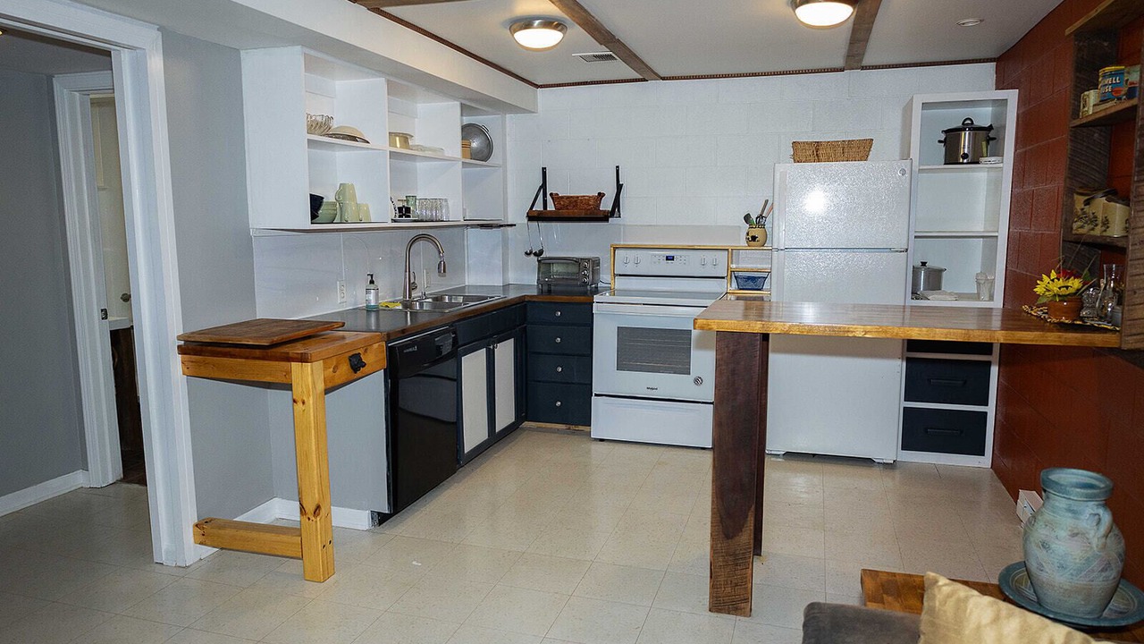 Photo of Kitchen in Waynesburg
