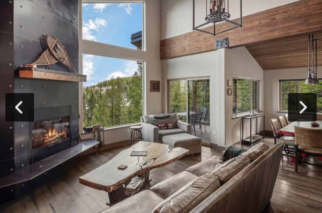 Photo of Livingroom in Sandpoint