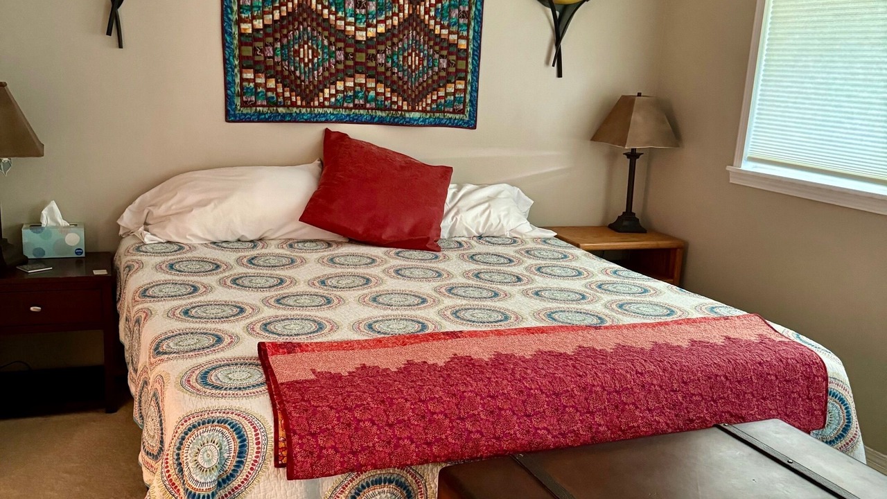 Photo of Bedroom in Pateros