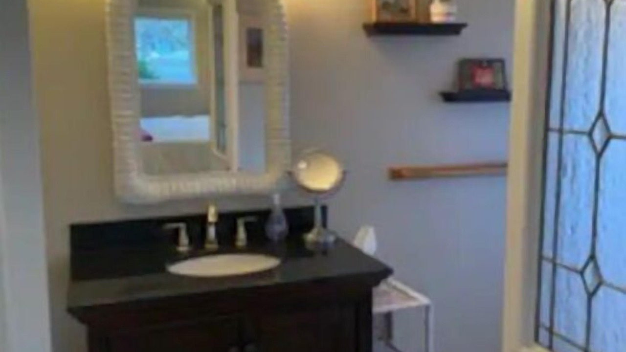 Photo of Bathroom in Pateros
