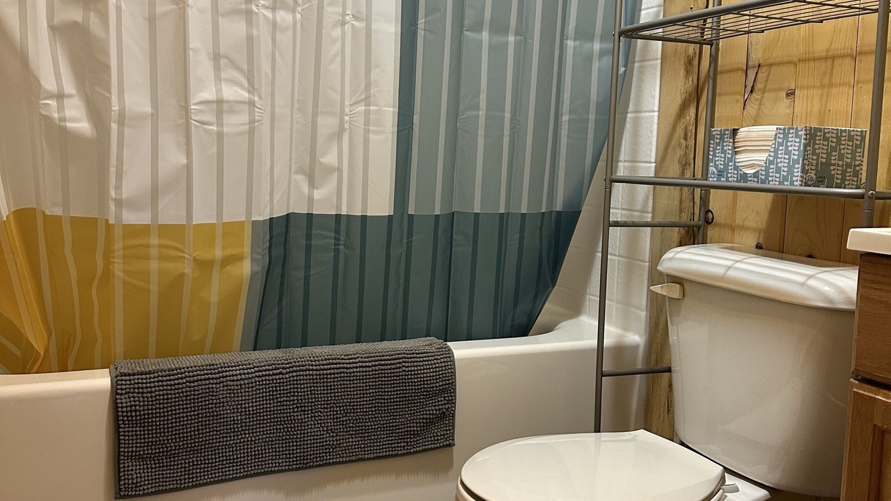 Photo of Bathroom in Plentywood