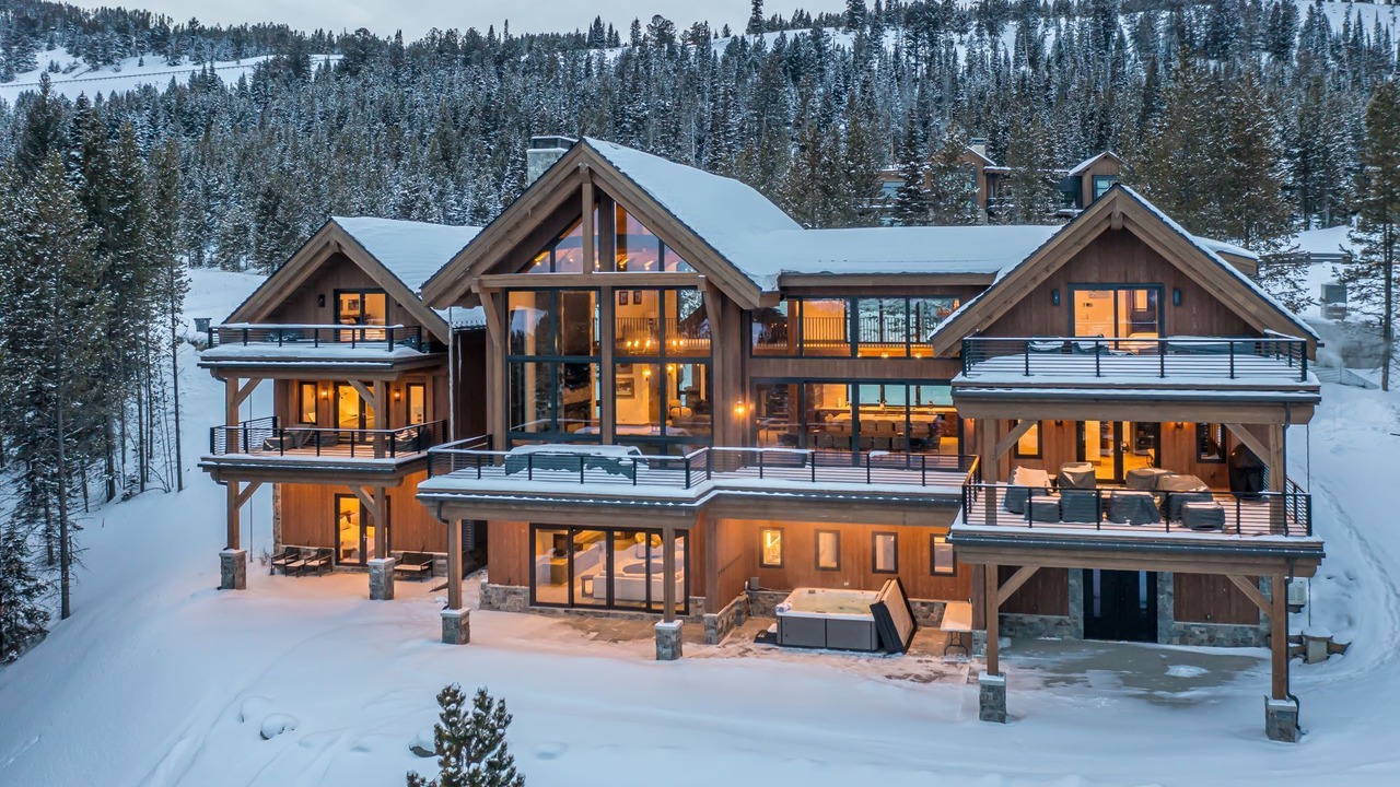 Photo of Outdoor in Spanish Peaks