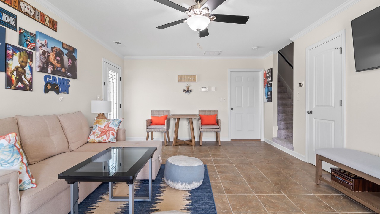 Photo of Livingroom in Jacksonville