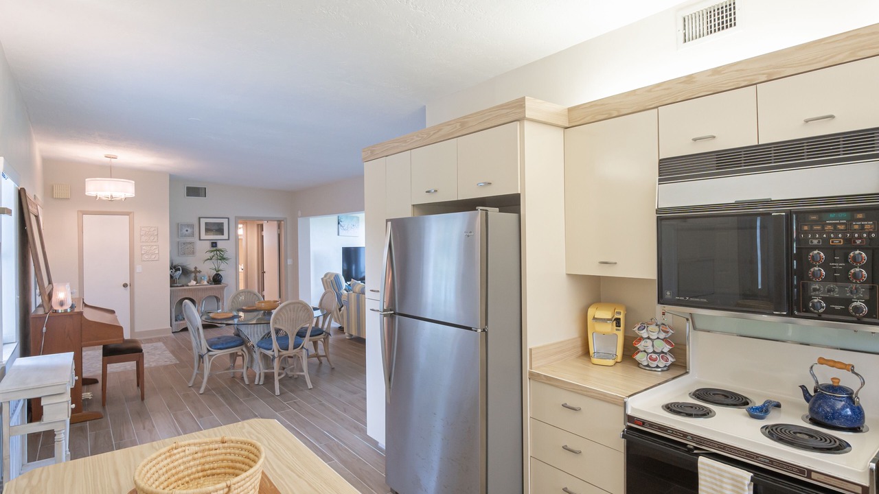 Photo of Kitchen in Inlet Villas