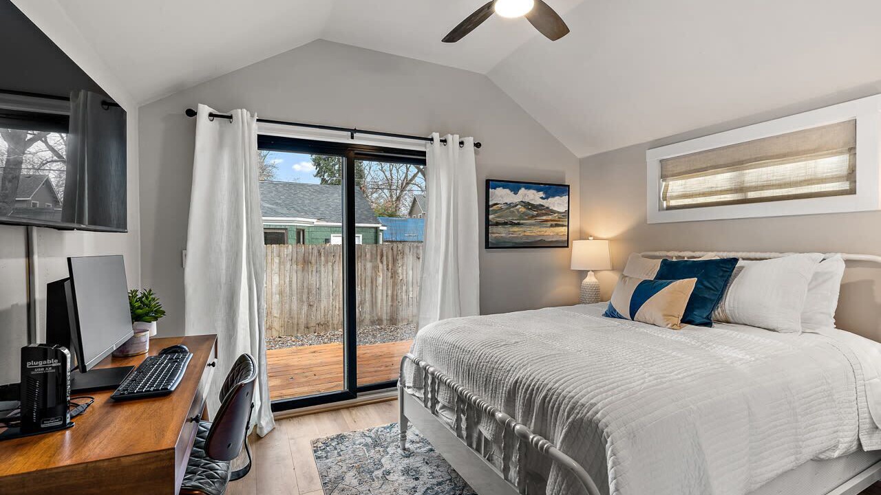 Photo of Bedroom in Harrison Boulevard