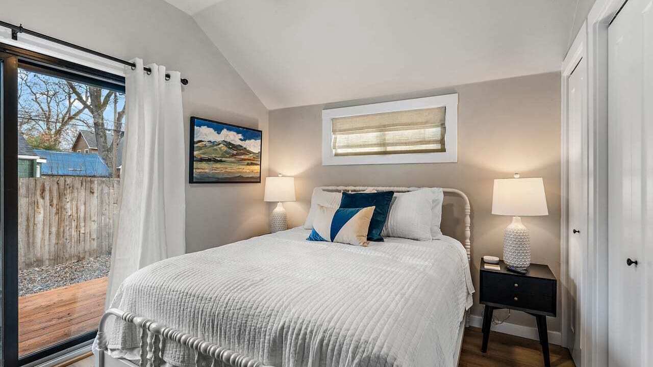 Photo of Bedroom in Harrison Boulevard