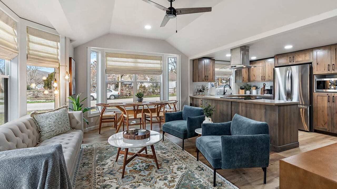 Photo of Livingroom in Harrison Boulevard