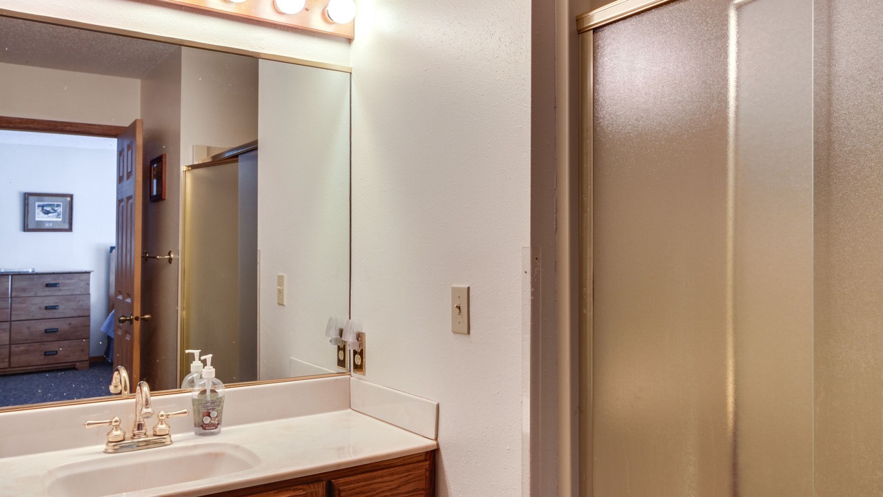 Photo of Bathroom in Agency Village