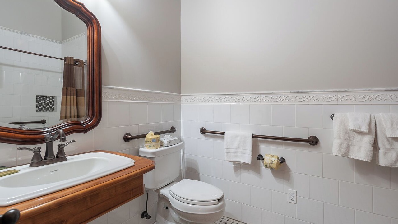 Photo of Bathroom in Custer