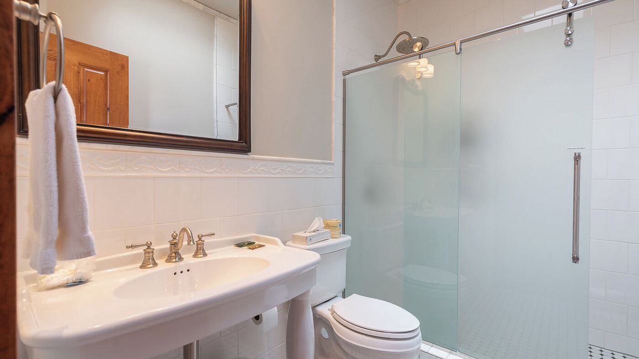 Photo of Bathroom in Custer