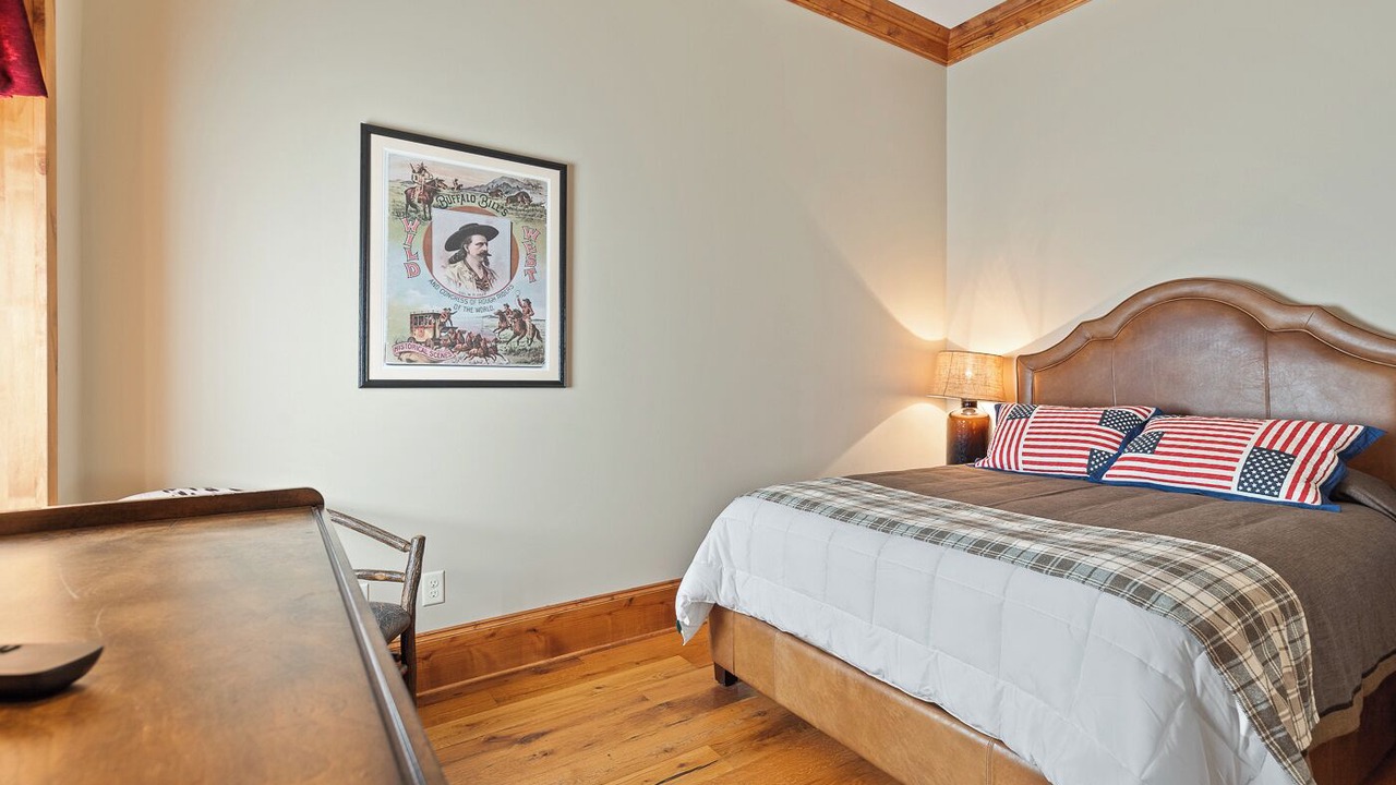 Photo of Bedroom in Custer