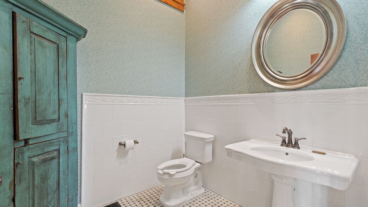 Photo of Bathroom in Custer