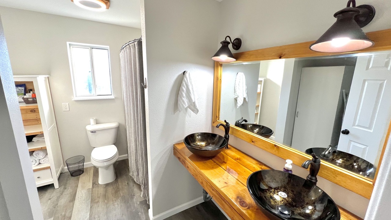 Photo of Bathroom in Sheridan
