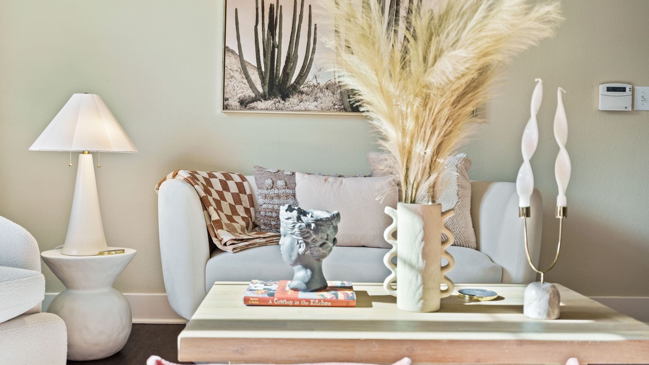 Photo of Livingroom in St. Johns