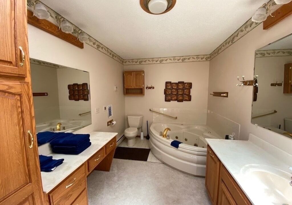 Photo of Bathroom in Battle Lake