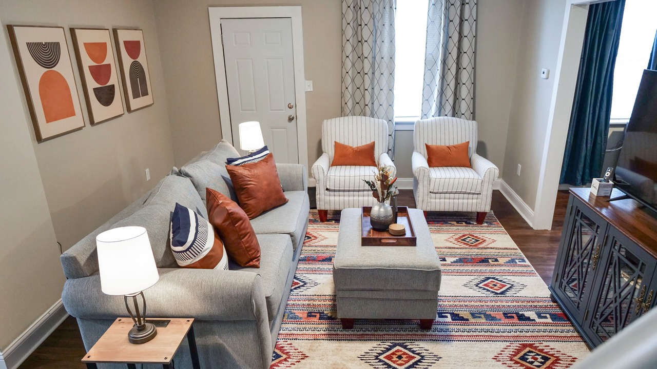 Photo of Bedroom in Detroit - Shoreway