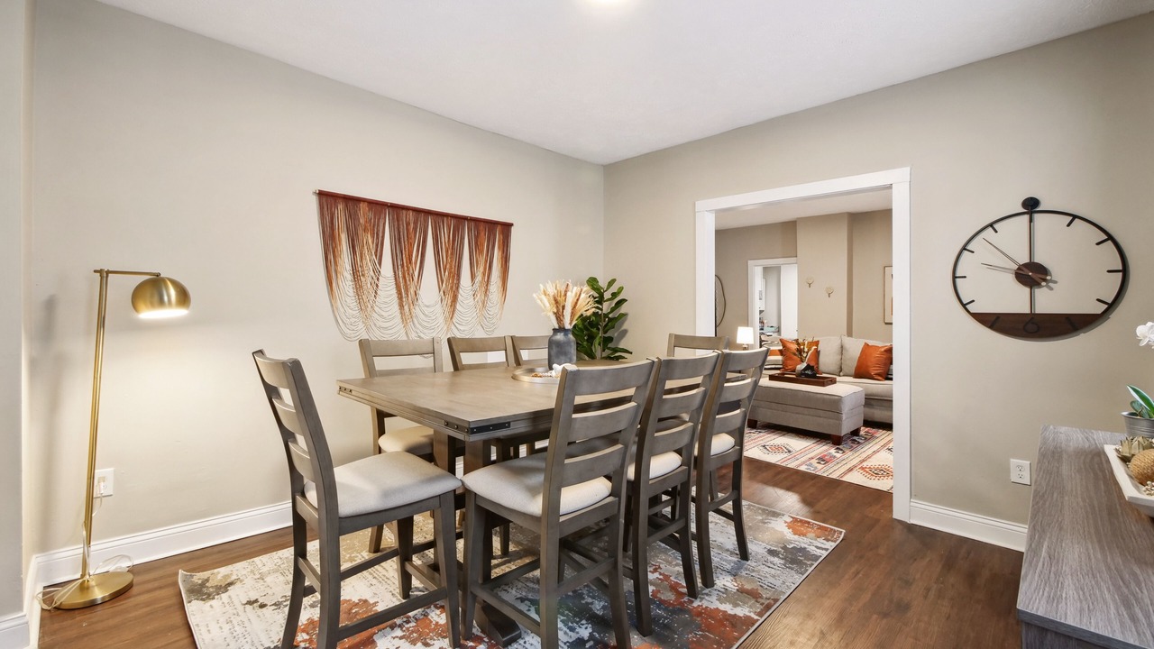 Photo of Bedroom in Detroit - Shoreway