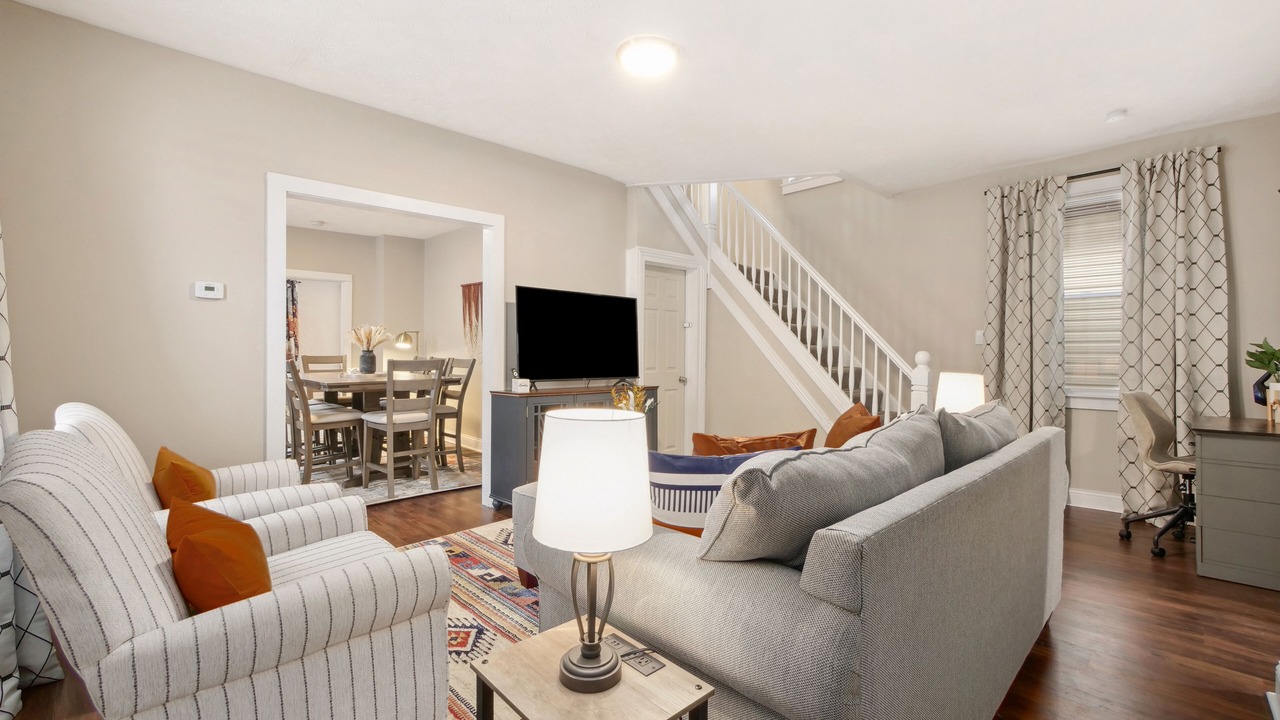 Photo of Bedroom in Detroit - Shoreway