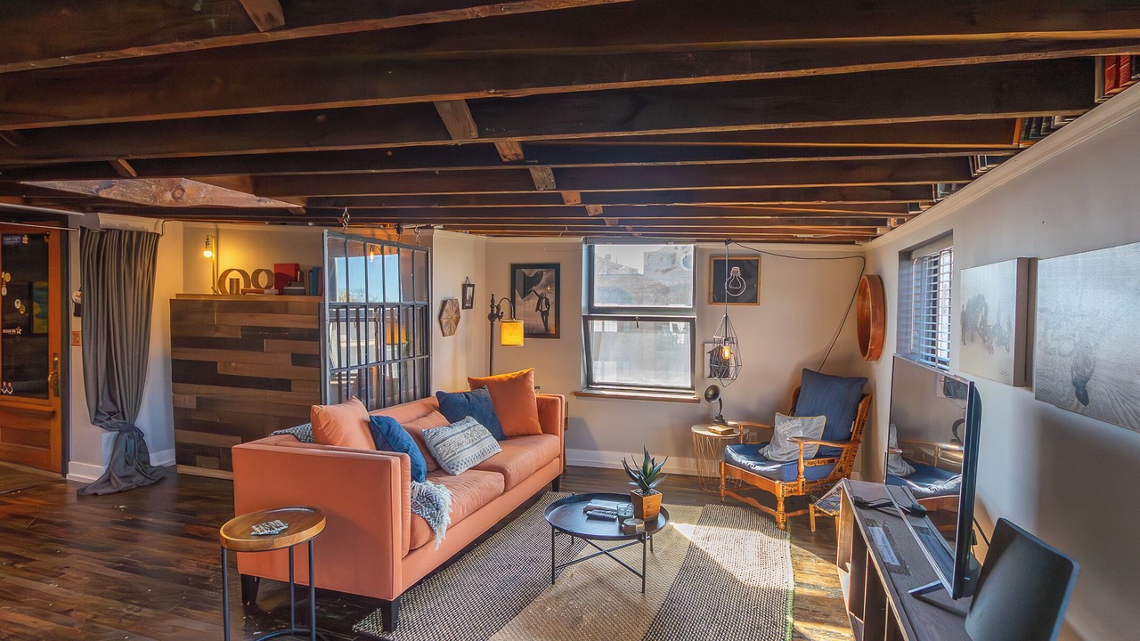 Photo of Livingroom in Northville