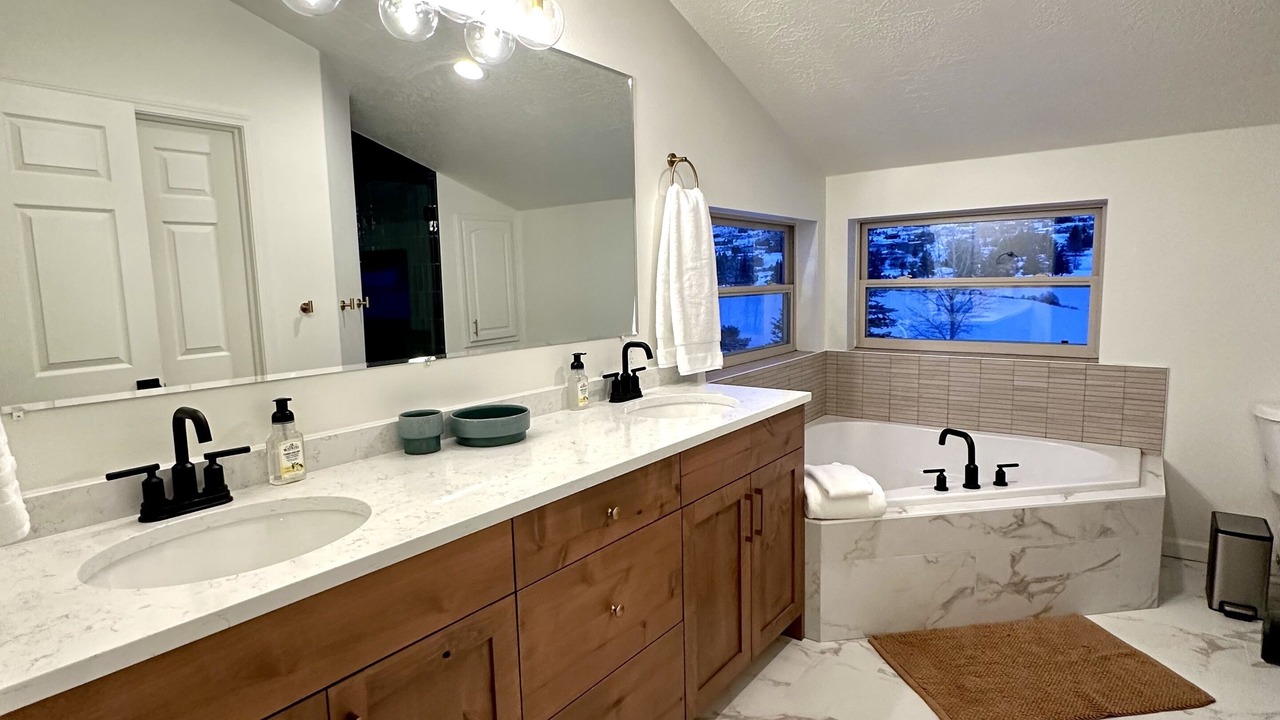 Photo of Bathroom in Sweetwater