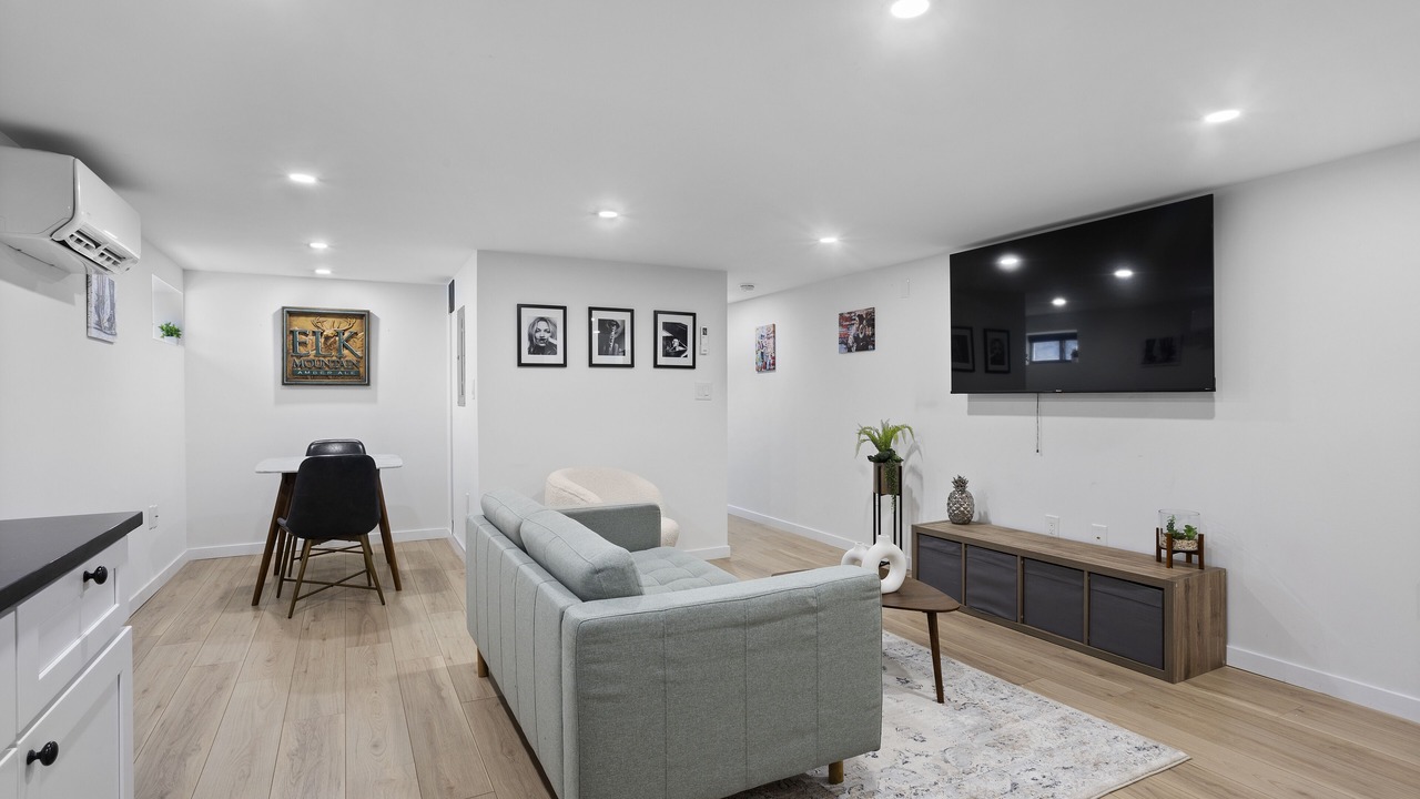 Photo of Livingroom in Newbold