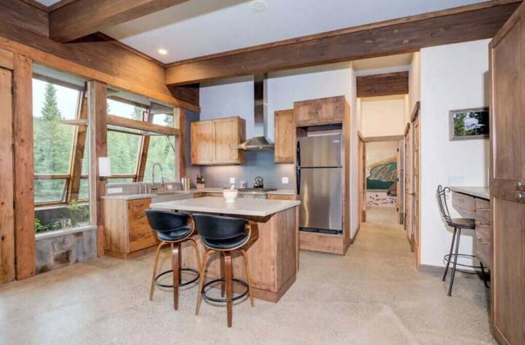 Photo of Kitchen in Gallatin Gateway