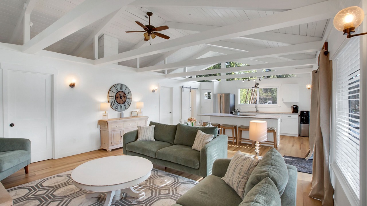 Photo of Livingroom in Sedro-Woolley