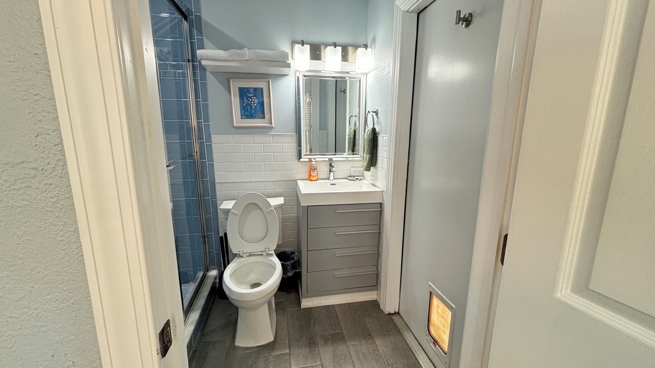 Photo of Bathroom in Bonita Shores
