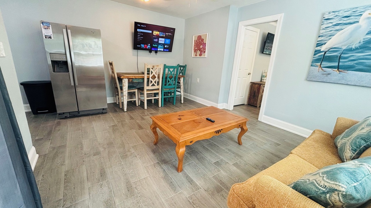 Photo of Livingroom in Bonita Shores