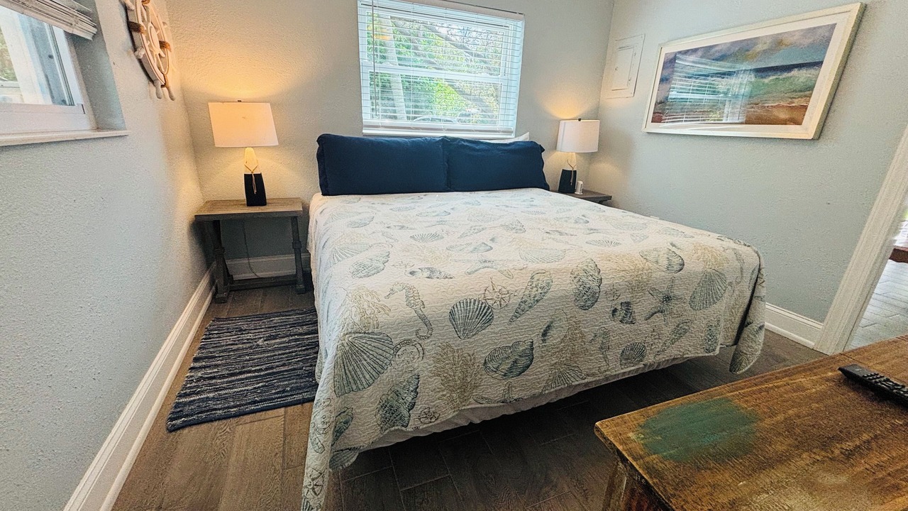 Photo of Bedroom in Bonita Shores