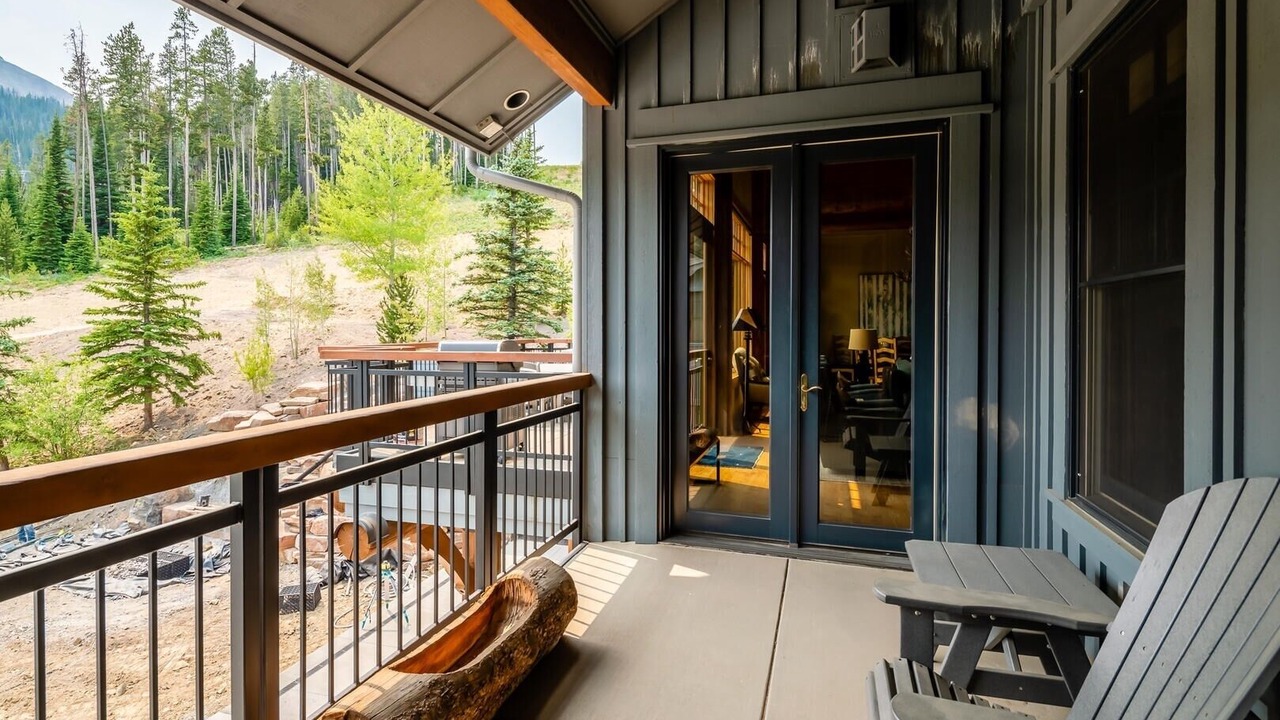 Photo of Patio Balcony in Saddle Ridge
