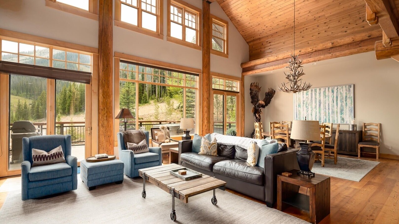 Photo of Bedroom in Saddle Ridge