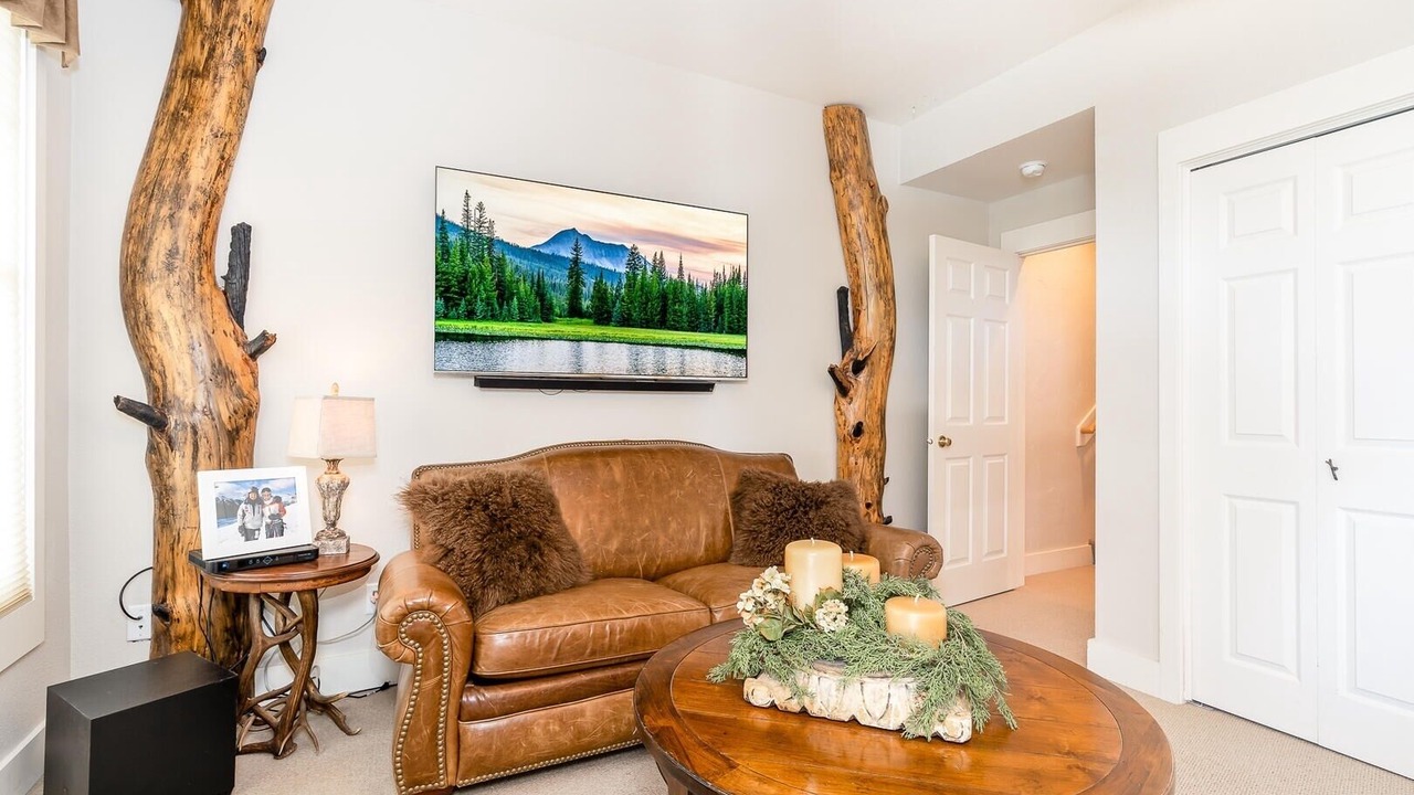 Photo of Bedroom in Saddle Ridge