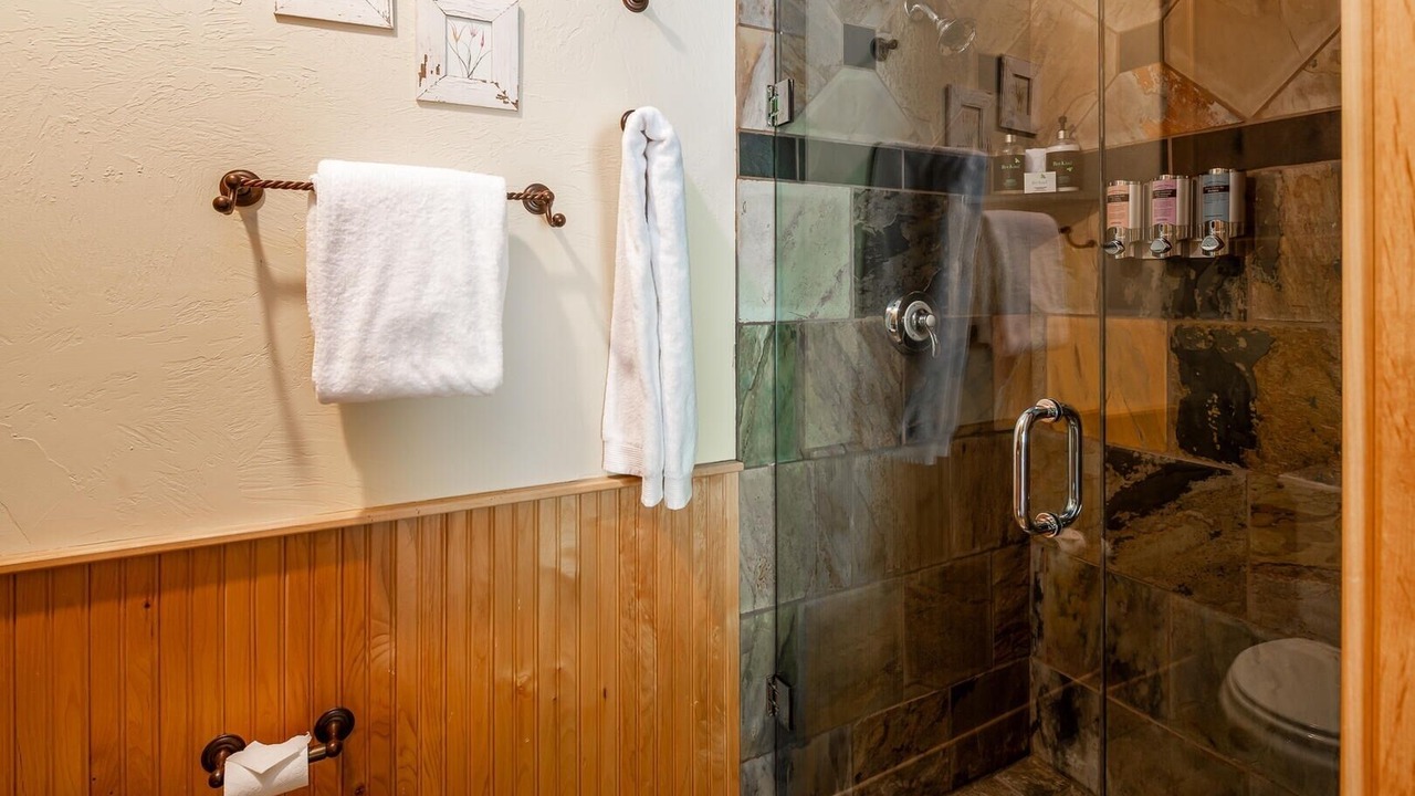 Photo of Bathroom in Saddle Ridge