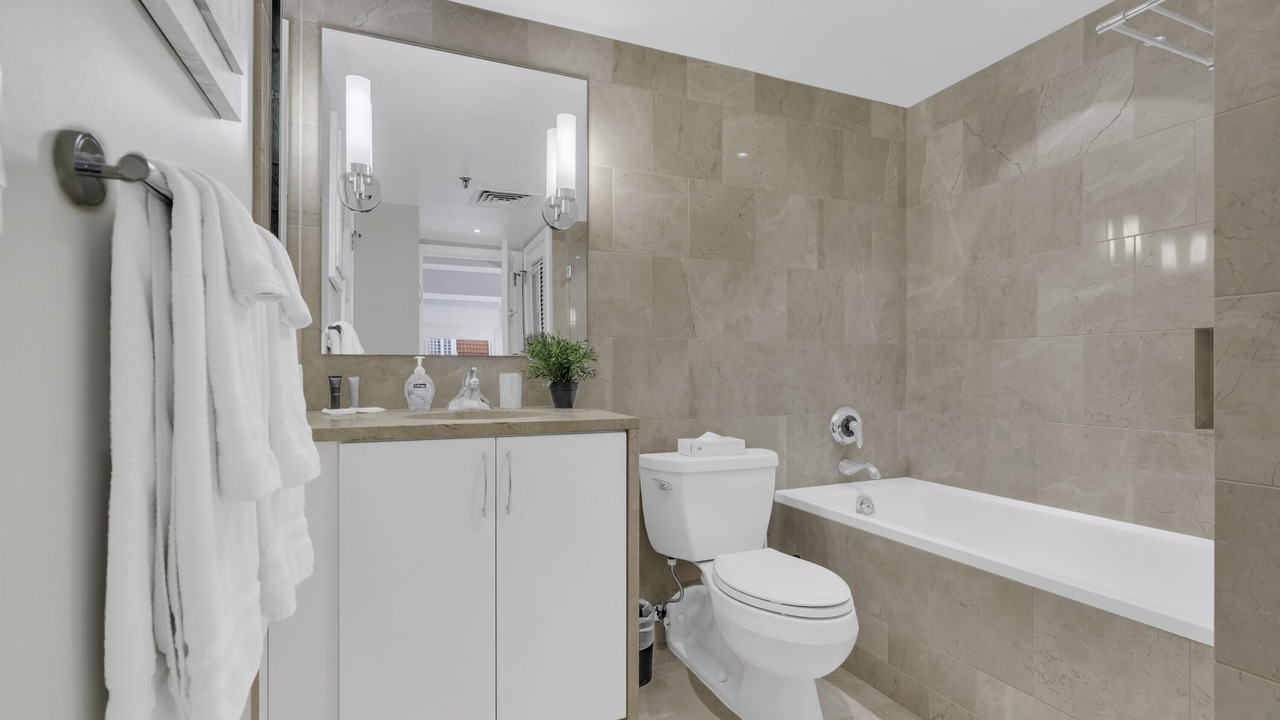 Photo of Bathroom in Chinatown