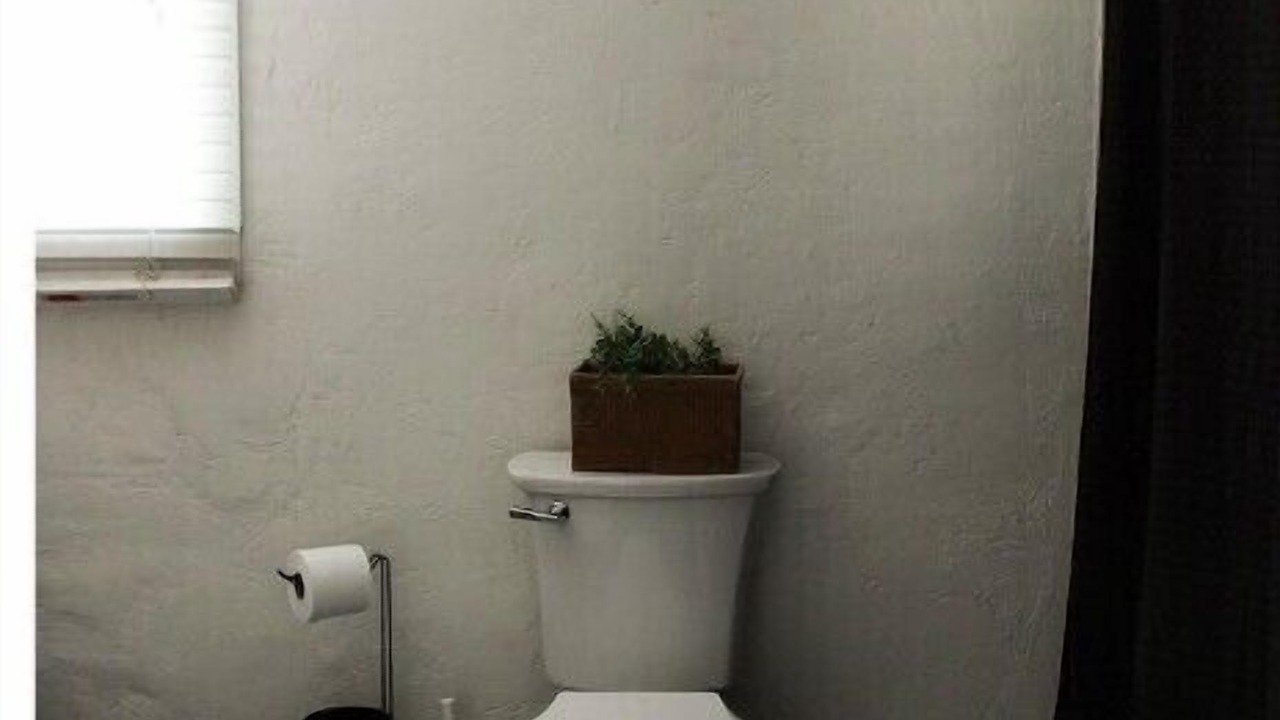 Photo of Bathroom in Morris Chapel