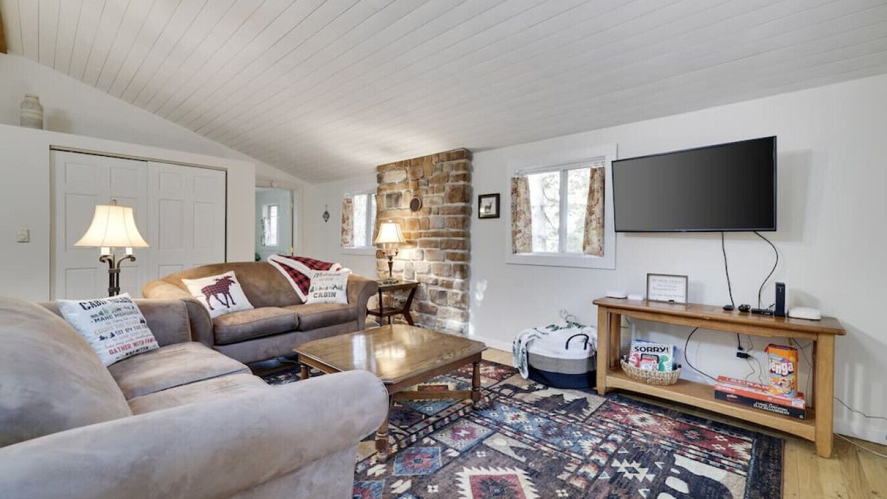Photo of Livingroom in Pocono Pines
