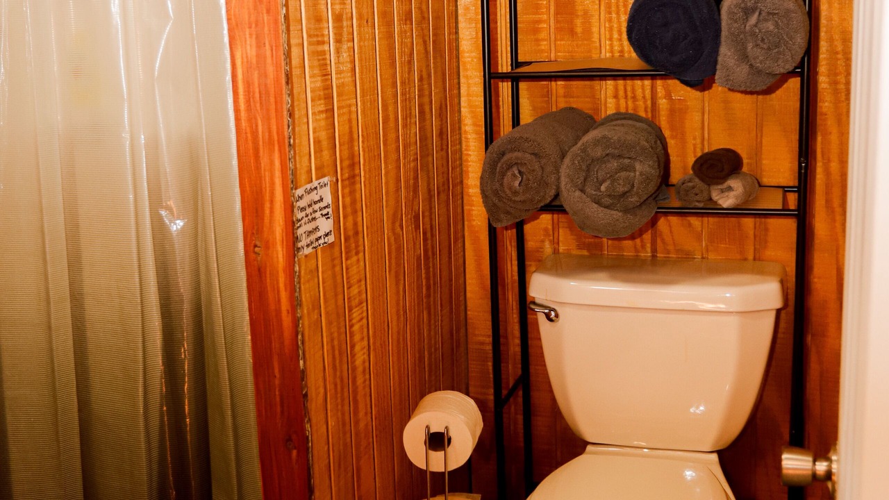 Photo of Bathroom in Gallipolis Ferry