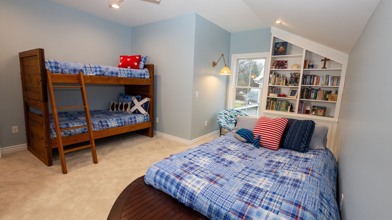 Photo of Bedroom in Lakeside