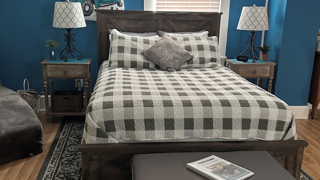 Photo of Bedroom in Maxwell