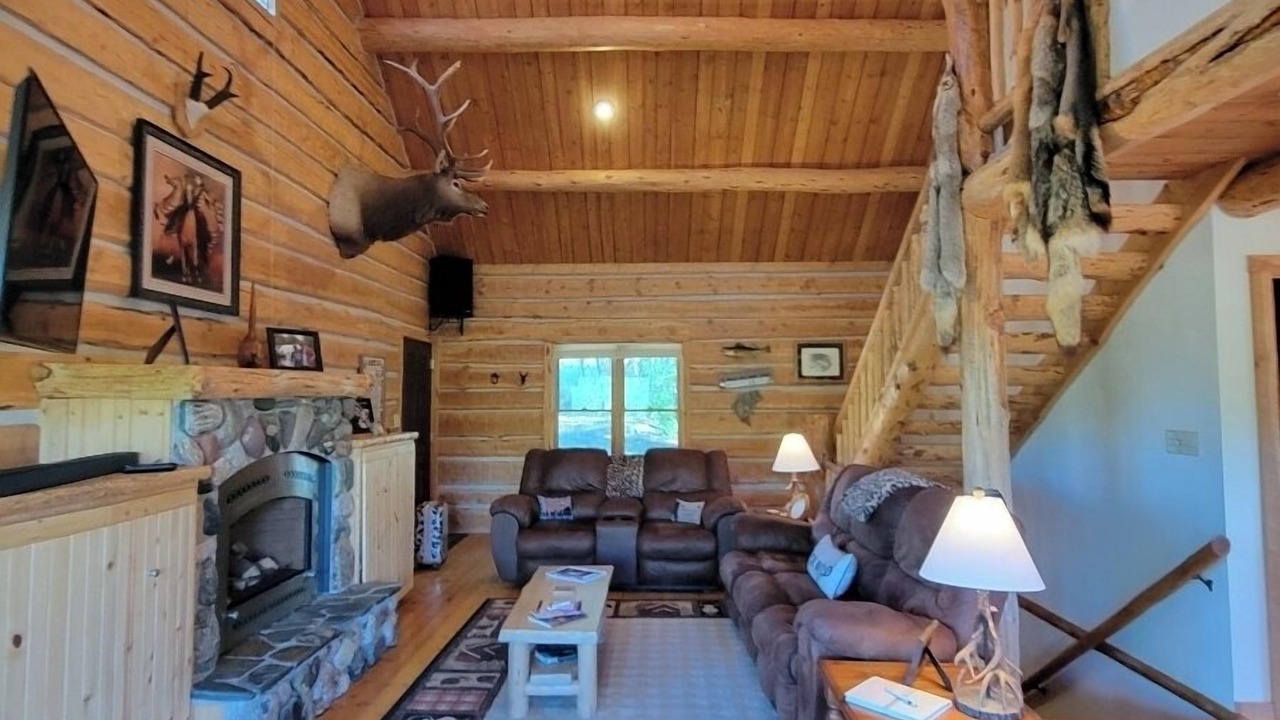 Photo of Livingroom in Virginia City