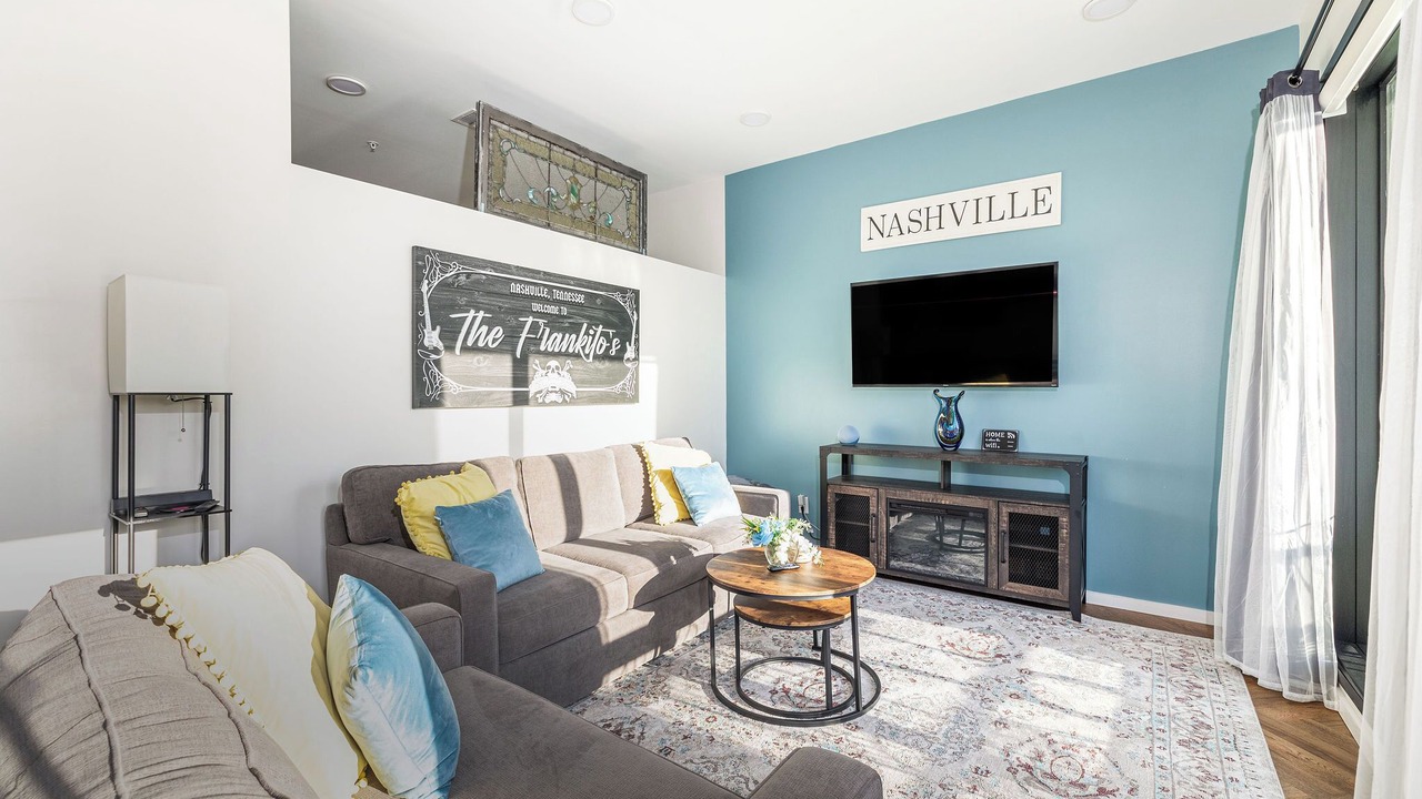 Photo of Livingroom in Edgehill