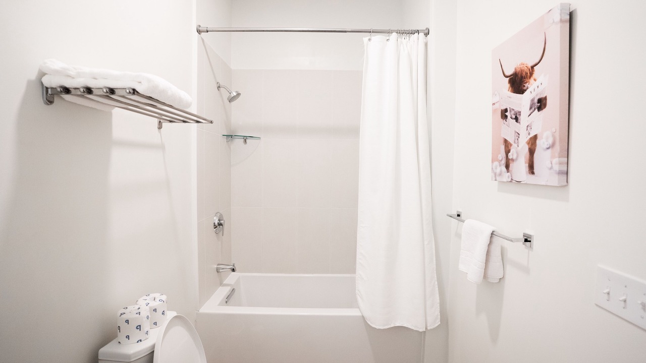 Photo of Bathroom in Edgehill